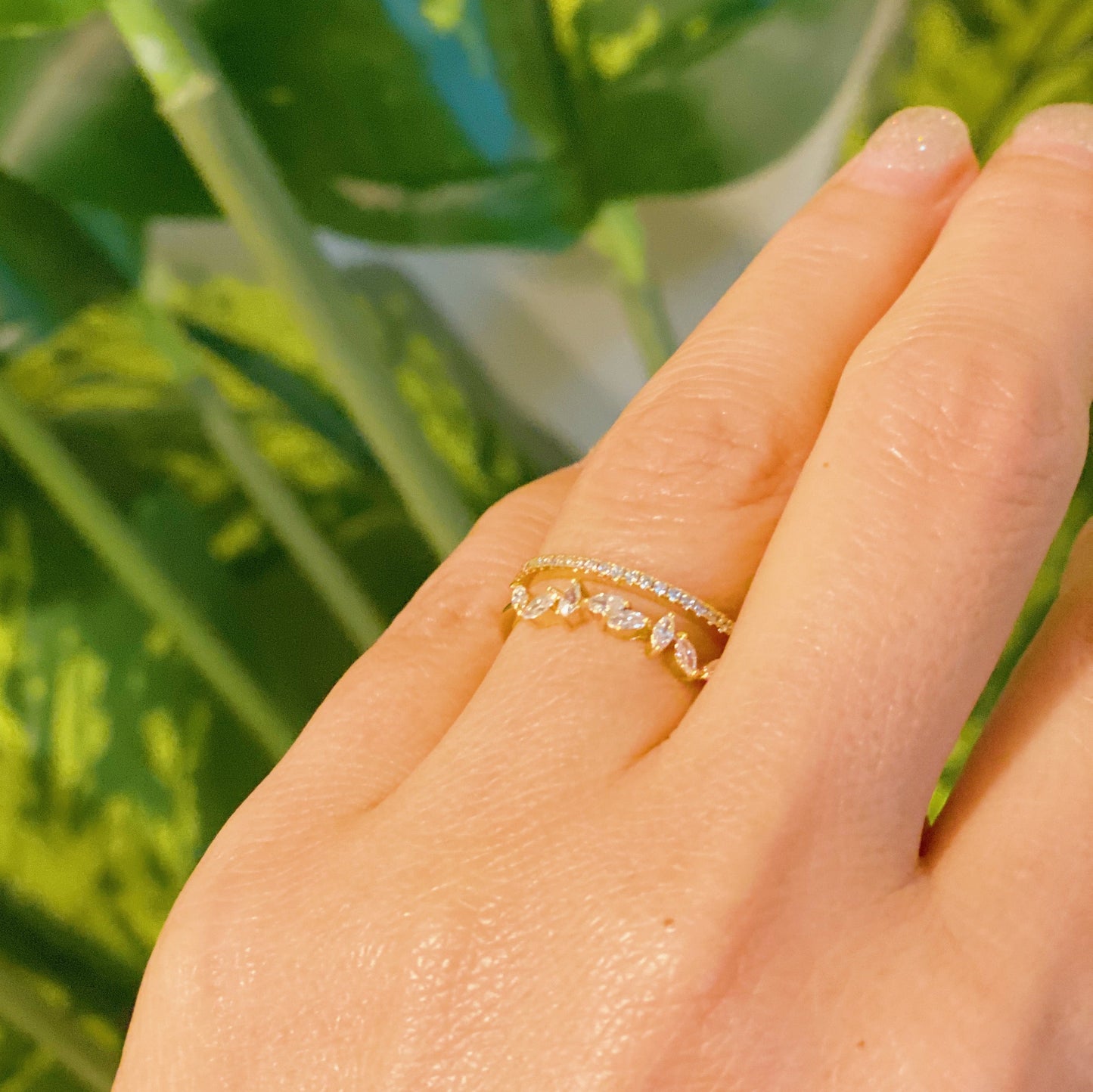 French Romance Jeweled Ring-4