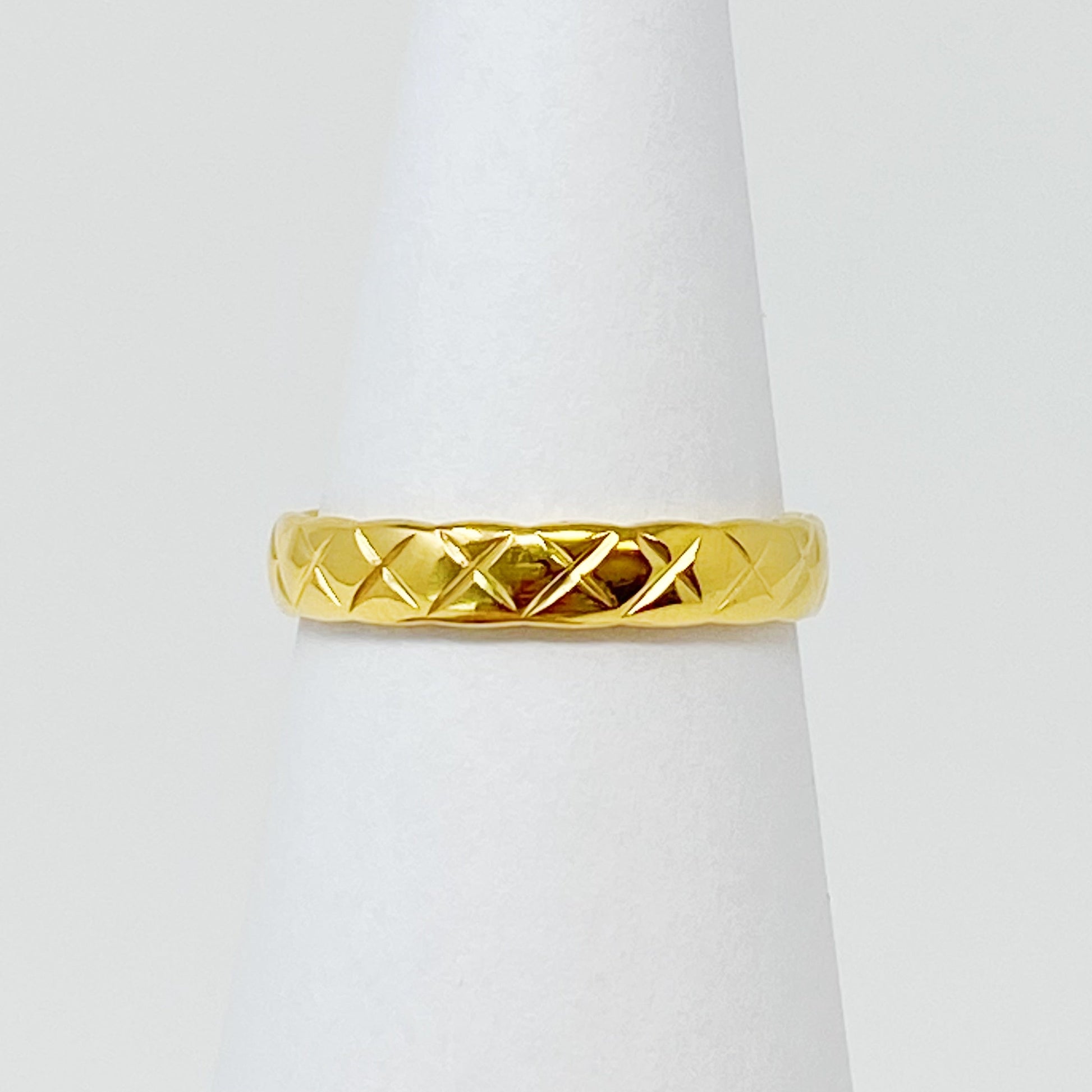 Gold Quilted Ring-1